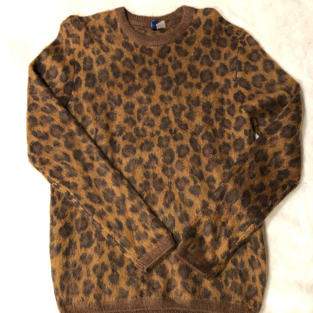 Cozy Cheetah Print Crew Neck Sweater - Size S